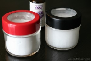 Homemade Deodorant | AmandaNaturally.com